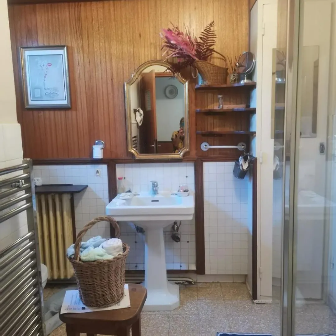 Chambre Au Calme Sur Les Collines Nice Homestay
